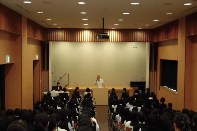 【高校１年生　LHR　「福祉講演会～福祉とは～」】