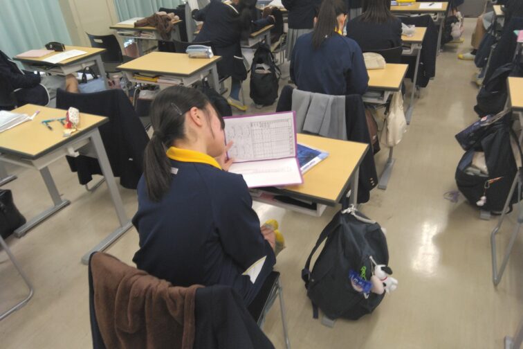 【中学３年生】11/19 ST 卒業アルバムづくり・定期試験に向けて