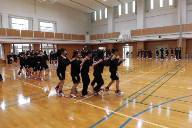 【高校一年生】LHRレクリエーション（むかで競走）