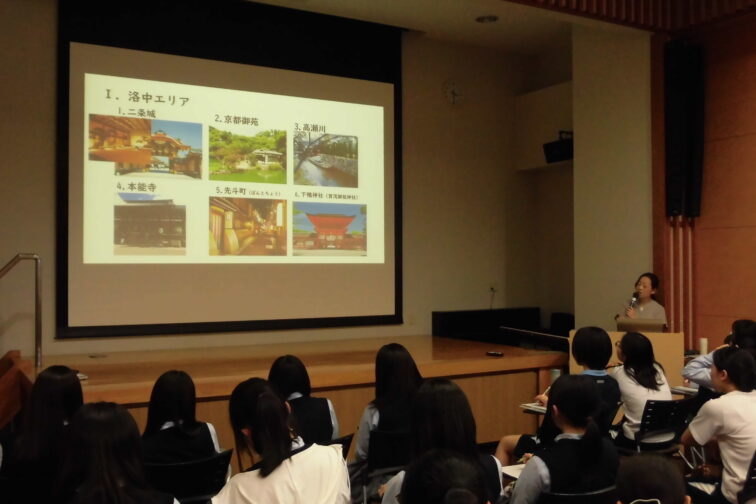 【中学3年生】研修旅行に向けたLHR（タクシー班別自主研修）を実施しました